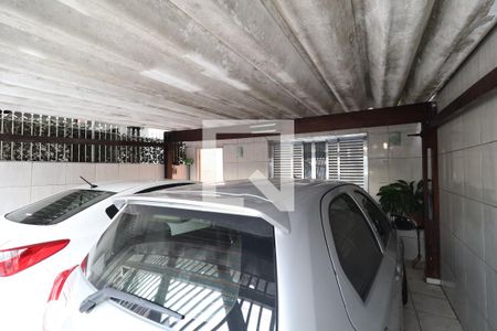 Garagem de casa à venda com 4 quartos, 140m² em Jardim Brasil (zona Norte), São Paulo