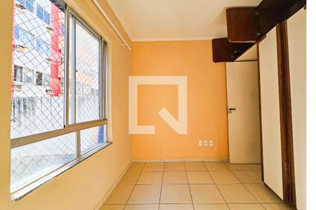 Quarto 1 de apartamento para alugar com 3 quartos, 84m² em Costa Azul, Salvador