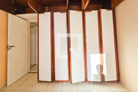 Quarto 1 de apartamento para alugar com 3 quartos, 84m² em Costa Azul, Salvador