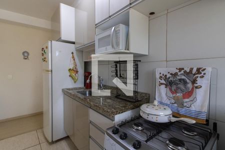Cozinha de apartamento à venda com 3 quartos, 56m² em Jardim Cocaia, Guarulhos