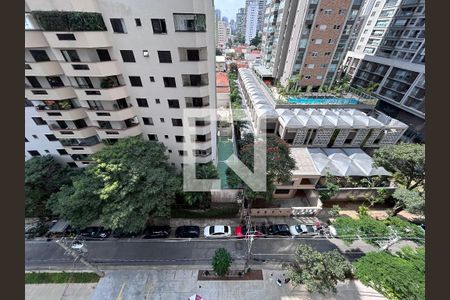 Varanda de kitnet/studio à venda com 1 quarto, 22m² em Jardim das Acacias, São Paulo