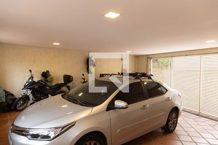 Garagem de casa de condomínio à venda com 2 quartos, 300m² em Jardim Vila Galvao, Guarulhos