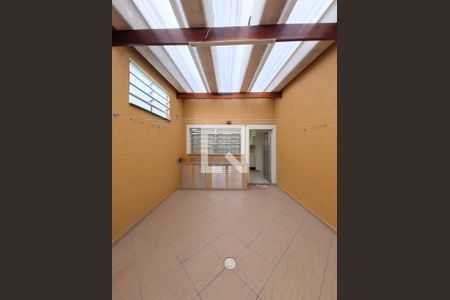 Quintal de casa à venda com 2 quartos, 100m² em Vila Romero, São Paulo
