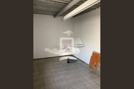 Casa à venda com 3 quartos, 250m² em Sacoma, São Paulo