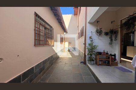 Quintal de casa à venda com 3 quartos, 110m² em Jardim Santa Eudoxia, Campinas