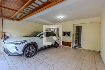 Garagem de casa à venda com 3 quartos, 270m² em Ipanema, Porto Alegre