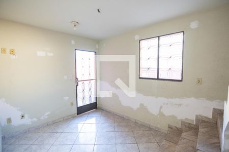Sala de casa de condomínio para alugar com 2 quartos, 58m² em Campo Grande, Rio de Janeiro
