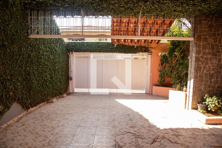 Garagem de casa à venda com 4 quartos, 404m² em Chácara Monte Alegre, São Paulo