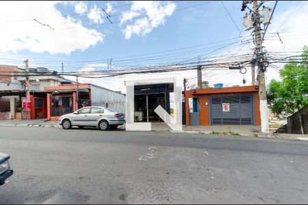 Fachada de casa à venda com 6 quartos, 435m² em Jardim Peri, São Paulo