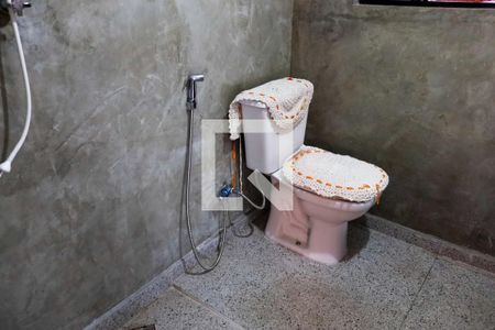 Banheiro 3 de casa à venda com 7 quartos, 150m² em Conceicao, Osasco