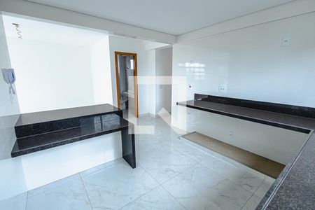 Cozinha de apartamento à venda com 4 quartos, 160m² em Santa Rosa, Belo Horizonte