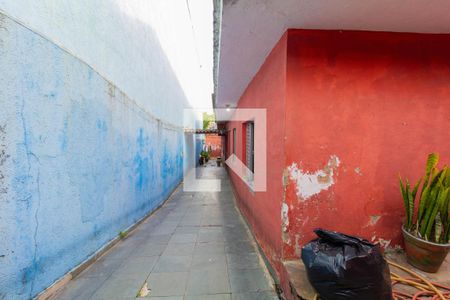 Garagem de casa à venda com 5 quartos, 168m² em Jardim Popular, São Paulo