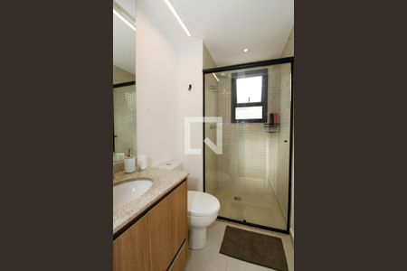 Banheiro de kitnet/studio para alugar com 1 quarto, 30m² em Pinheiros, São Paulo