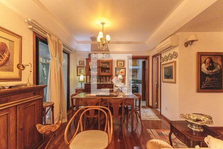 Sala de apartamento à venda com 2 quartos, 100m² em Moinhos de Vento, Porto Alegre