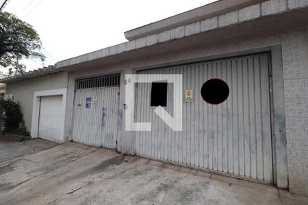 Fachada de casa à venda com 5 quartos, 340m² em Tatuapé, São Paulo