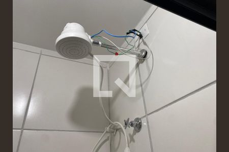 Banheiro de kitnet/studio para alugar com 1 quarto, 15m² em Mooca, São Paulo