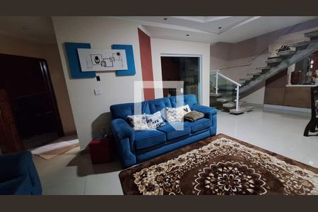 Sala de casa para alugar com 3 quartos, 175m² em Jardim Quaresmeira 2, Suzano