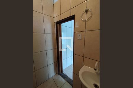 Banheiro  de casa à venda com 2 quartos, 120m² em Jardim Climax, São Paulo