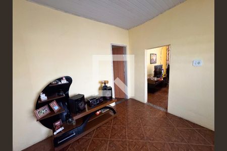 Quarto 2 de casa à venda com 3 quartos, 400m² em Milionários, Belo Horizonte