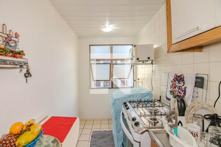 Cozinha e Área de Serviço de apartamento à venda com 2 quartos, 85m² em Sarandi, Porto Alegre