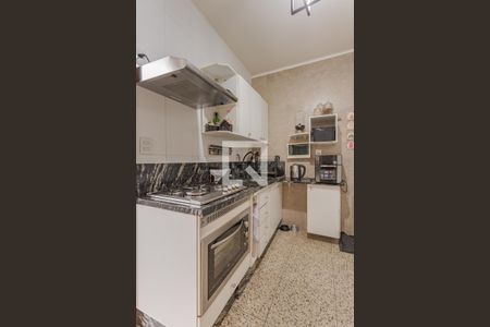 Cozinha de apartamento à venda com 2 quartos, 60m² em Passo D’areia, Porto Alegre