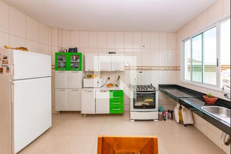 Cozinha de casa para alugar com 3 quartos, 404m² em Estoril, Belo Horizonte