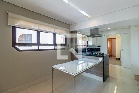 Apartamento à venda com 3 quartos, 180m² em Indianópolis, São Paulo