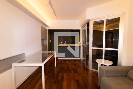 Sala de apartamento à venda com 1 quarto, 60m² em Centro, Campinas