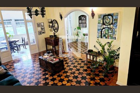 Casa à venda com 7 quartos, 180m² em Santa Teresa, Rio de Janeiro