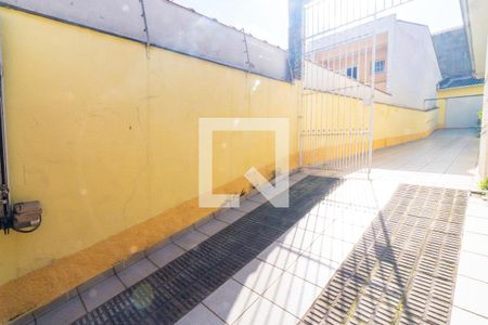 Garagem de casa à venda com 2 quartos, 159m² em Vila Babilonia, São Paulo