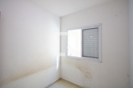 Quarto 2 de apartamento para alugar com 2 quartos, 50m² em Jardim Las Vegas, Santo André