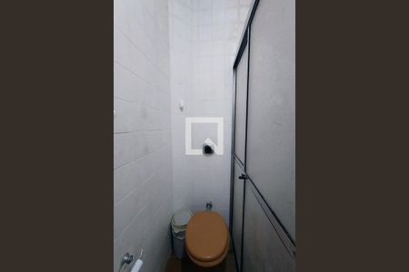 Apartamento à venda com 67m², 2 quartos e 1 vagaBanheiro Social