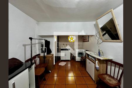 Quarto de Serviço de casa à venda com 3 quartos, 200m² em Campo Belo, São Paulo