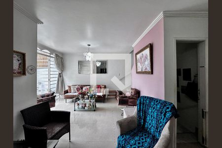 Sala de casa à venda com 3 quartos, 200m² em Campo Belo, São Paulo