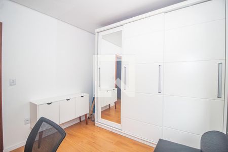 Quarto de apartamento à venda com 2 quartos, 224m² em Menino Deus, Porto Alegre