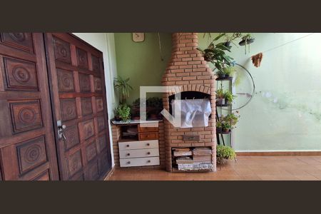 Quintal de casa à venda com 4 quartos, 285m² em Jardim Orlandina, São Bernardo do Campo
