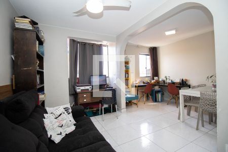 Sala de apartamento para alugar com 3 quartos, 60m² em Guará I, Brasília