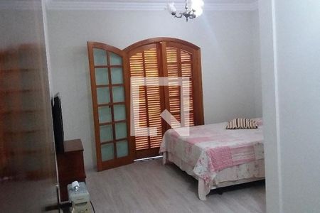 Casa à venda com 3 quartos, 422m² em Jardim Triana, São Paulo