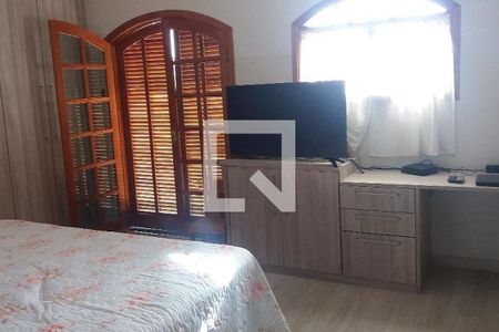 Casa à venda com 3 quartos, 422m² em Jardim Triana, São Paulo