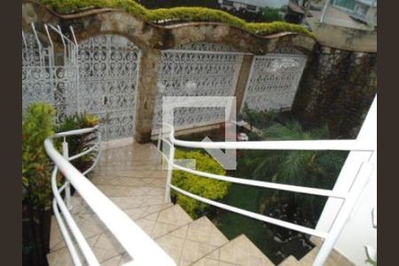 Casa à venda com 3 quartos, 398m² em Vila Galvão, Guarulhos