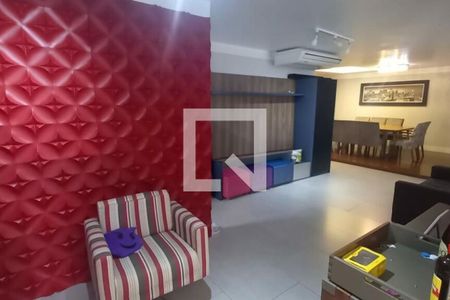 Casa à venda com 4 quartos, 354m² em Vila Mafra, São Paulo