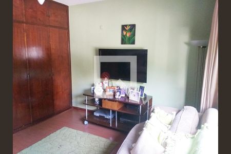 Casa à venda com 3 quartos, 204m² em Vila Regente Feijó, São Paulo