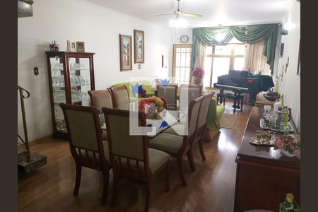 Casa à venda com 3 quartos, 204m² em Vila Regente Feijó, São Paulo