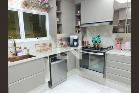 Casa à venda com 3 quartos, 230m² em Penha de França, São Paulo