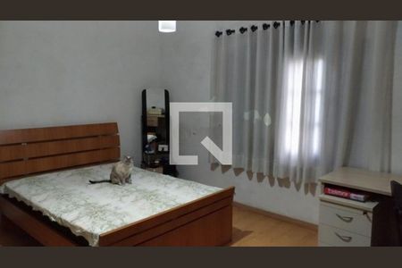 Casa à venda com 3 quartos, 300m² em Jardim Piqueroby, São Paulo