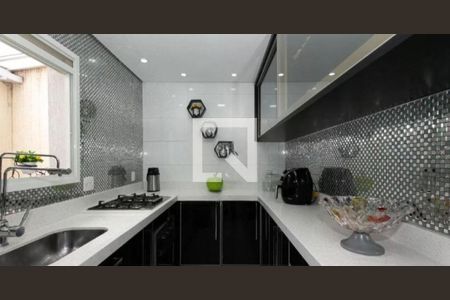 Casa à venda com 2 quartos, 120m² em Chácara Santo Antônio (Zona Leste), São Paulo