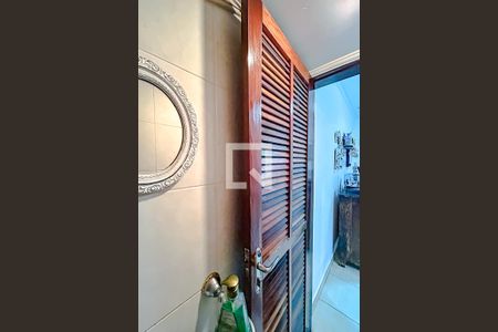 Lavabo de casa à venda com 4 quartos, 220m² em Parque São Jorge, São Paulo