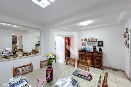 Sala de Jantar de casa à venda com 4 quartos, 220m² em Parque São Jorge, São Paulo