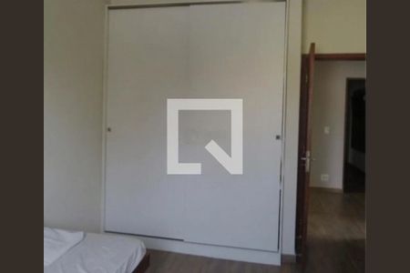 Casa à venda com 3 quartos, 400m² em Cidade Mãe do Céu, São Paulo