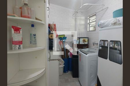 Casa à venda com 3 quartos, 122m² em Vila Carrão, São Paulo